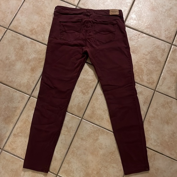 Abercrombie & Fitch Burgundy Skinny Jeans size 10R - Picture 4 of 10